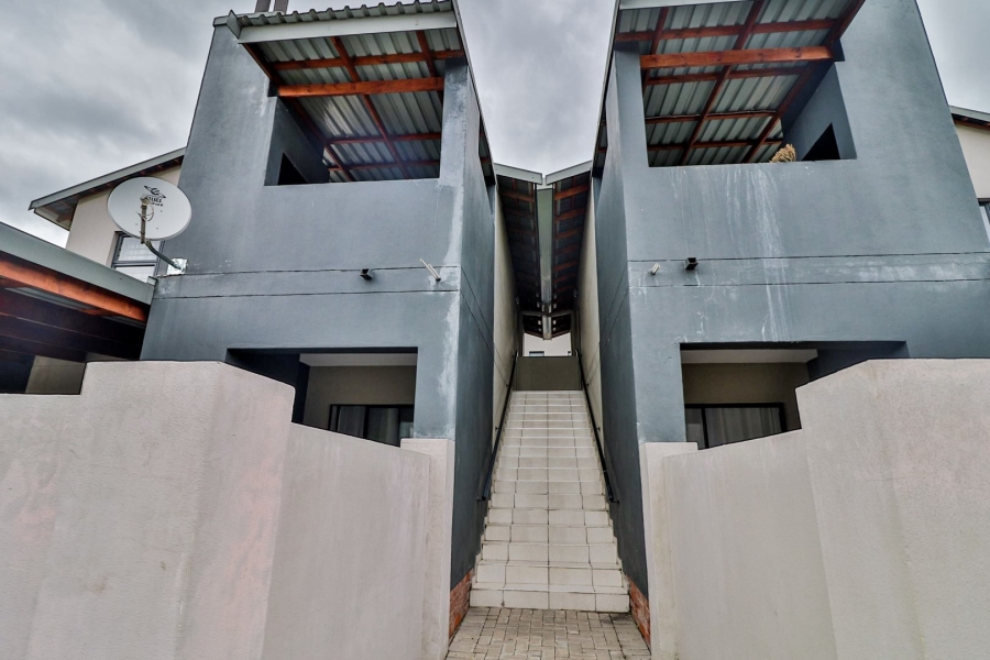 To Let 2 Bedroom Property for Rent in Waterkloof North West